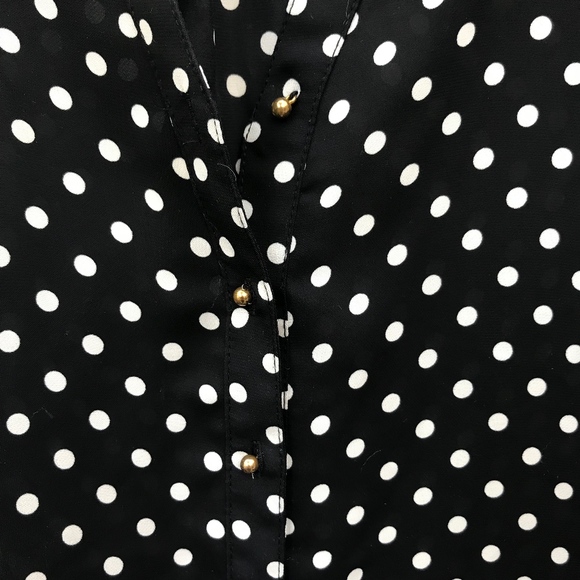 LC Lauren Conrad Size M Button Up Polka Dot Blouse - Picture 3 of 5